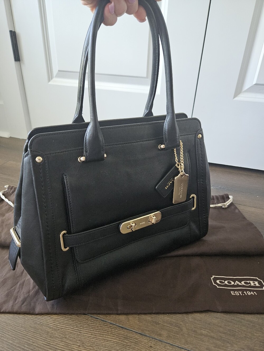 Coach Swagger Carryall Top Handle Satchel Crossbody | Blk Leather Gold Hardware